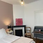 Casa vacanze Maison Rénovée à Avec Jardin Et Véranda - Fr-1-489-469 *